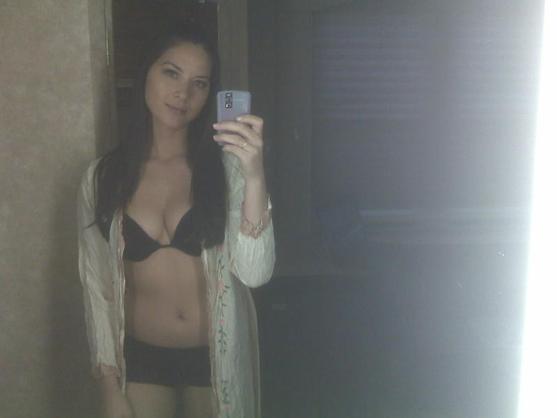 Olivia Munn Naked Photos