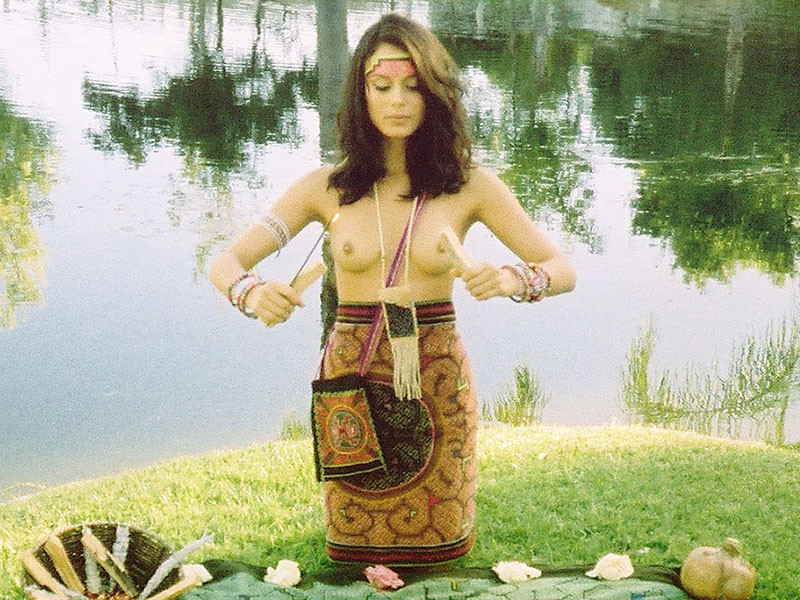 Nathalie Kelley Topless