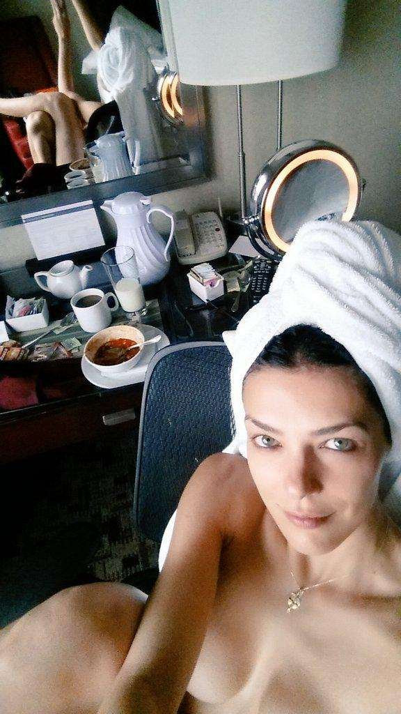 Adrianne Curry Naked