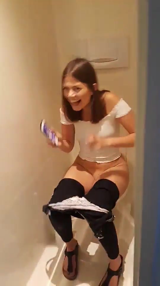 Anna Hoffmann Leaked