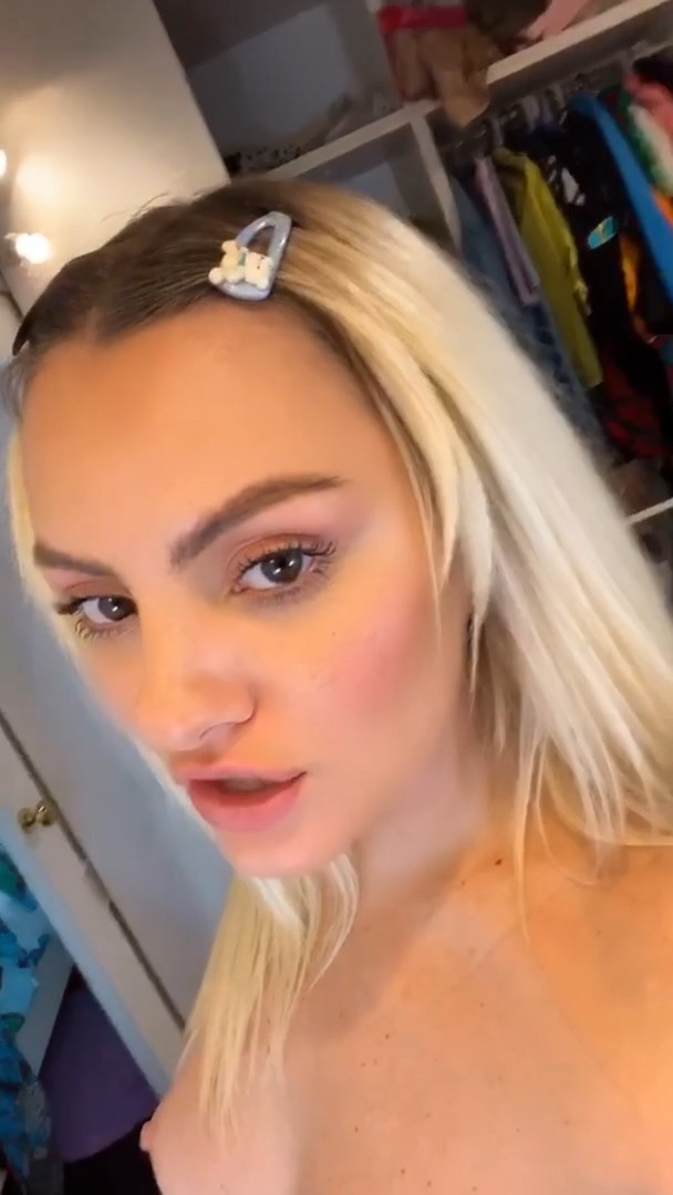 Alexandra Stan Nude