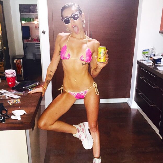 Miley Cyrus photo