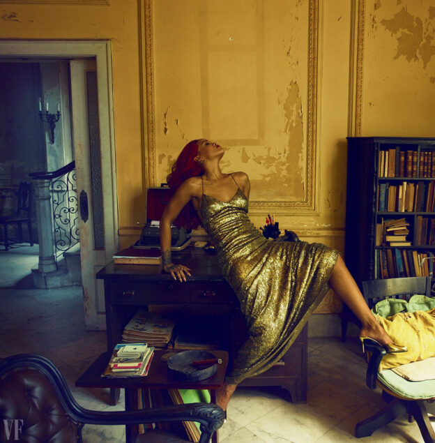 Rihanna photo